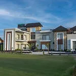 Green Galaxy Villa